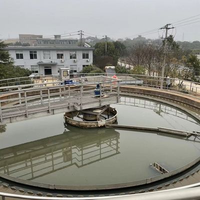 ステンレス鋼の半分橋周辺ドライブ沈積物スクレーパーの沈降タンク