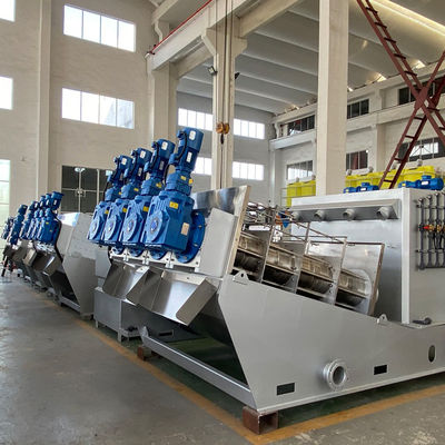 食糧工場のための螺線形の石油化学油性沈積物の排水機械