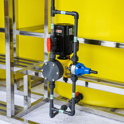 分解に投薬し、かき混ぜることのために統合されるPAC/PAMの自動投薬システム