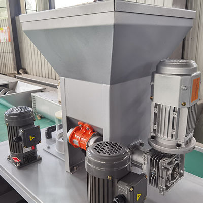 3部屋PAM/PACの乾燥した粉投薬装置によって統合される4000L/H