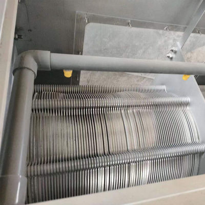 十分に自動統合された石油化学製品排水機械沈積物の処置装置に泥をつけるため