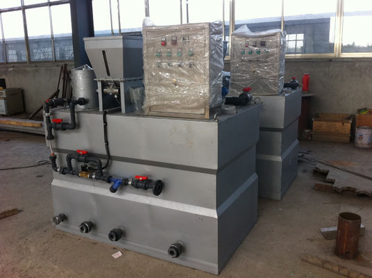SS304自動PAMはシステム1000l/H排水処理の投薬を統合した