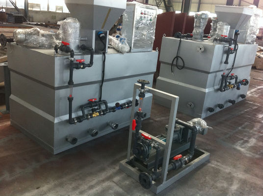 SS304自動PAMはシステム1000l/H排水処理の投薬を統合した