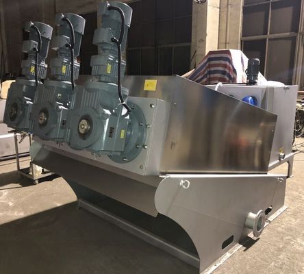 5m3/Hステンレス鋼ねじスタッカーの水産養殖の螺線形の沈積物の脱水機