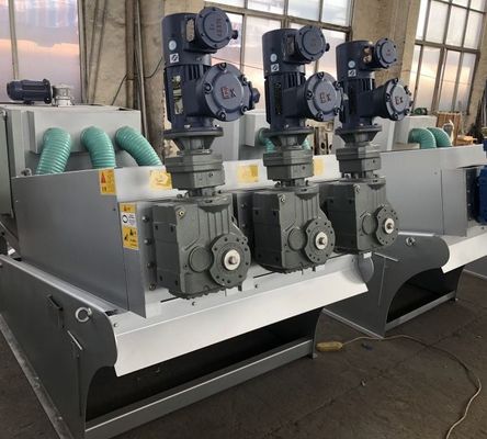 5m3/Hステンレス鋼ねじスタッカーの水産養殖の螺線形の沈積物の脱水機