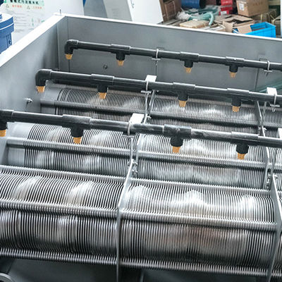 螺線形のタイプ スクリュー プレスの汚泥の脱水機 SS 304 材料