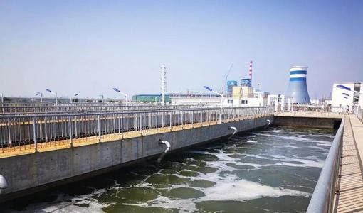 250mmの沈積物の出版物機械、1.5Kw手回し締め機の排水処理
