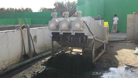 3モーター300積み重ねられたねじ沈積物排水機械産業等級